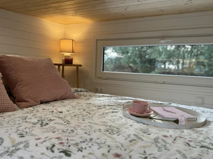 slaaploft Tiny House Smile