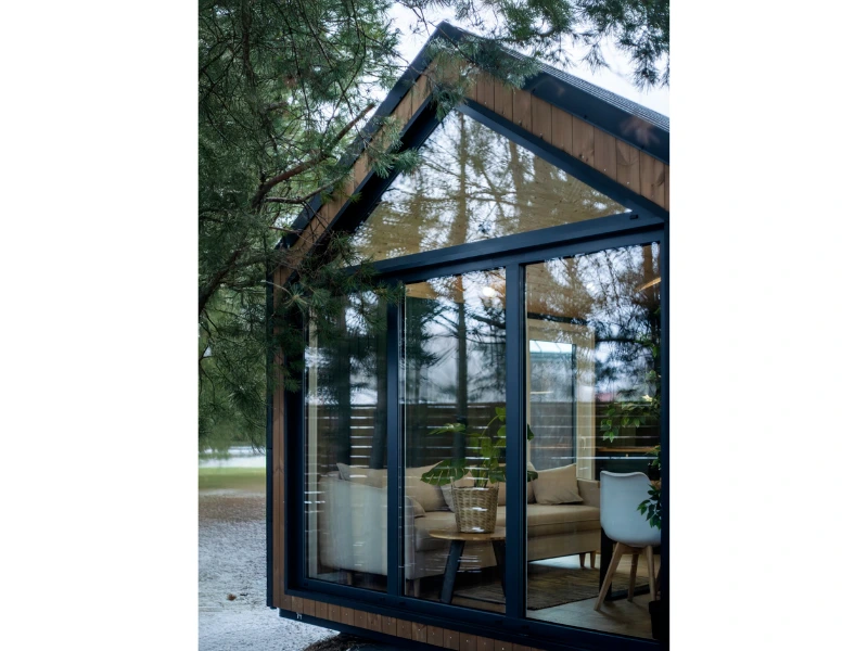 buitenkant tiny house sky