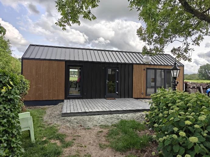 buitenkant tiny house sky